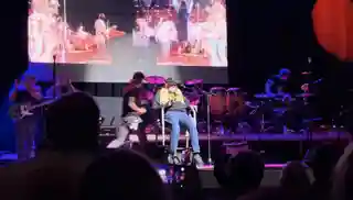 Mike Love a revenit pe scenă alături de The Beach Boys la Cincinnati