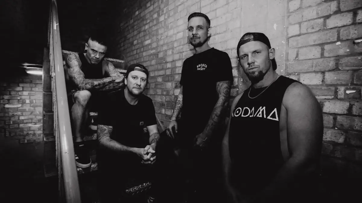 Kill The Lights se retrag din turneul american al trupei As I Lay Dying