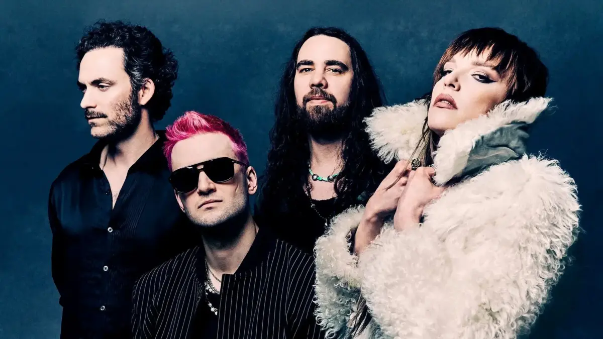 Halestorm au susținut un concert de trei piese în studioul propriu pentru Ernie Ball