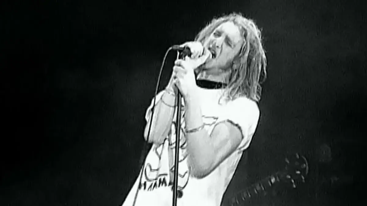 Alice in Chains a publicat concertul Live Facelift din 1990