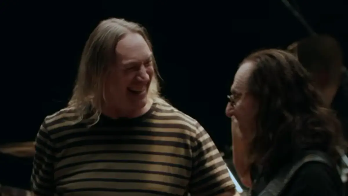Trailer pentru documentarul despre Neil Peart cu membri Tool și Red Hot Chili Peppers