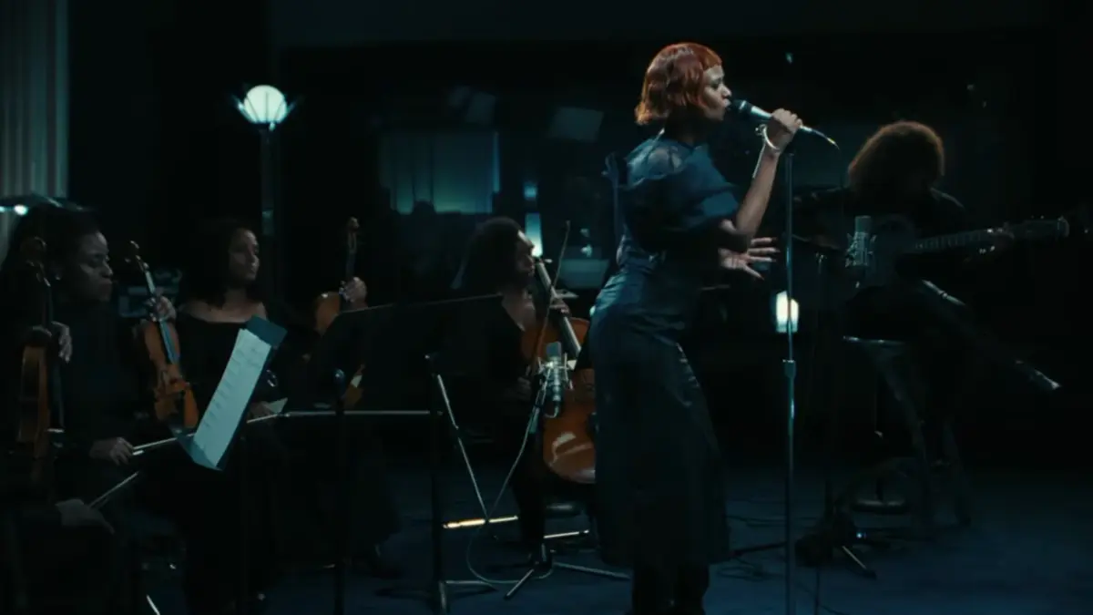 Kelela lansează o variantă orchestrală a piesei „Mexico” de la Incubus