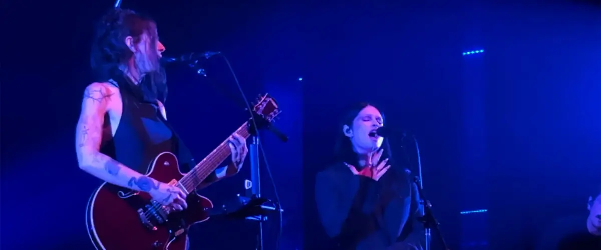 Chelsea Wolfe a avut invitați speciali la concertul din Los Angeles