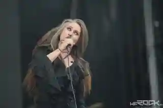 Trupa SEVI lansează single-ul „Into the Darkness” și va susține un concert pe 28 noiembrie