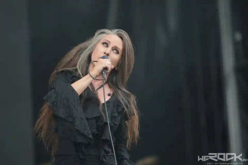 Trupa SEVI lansează single-ul „Into the Darkness” și va susține un concert pe 28 noiembrie
