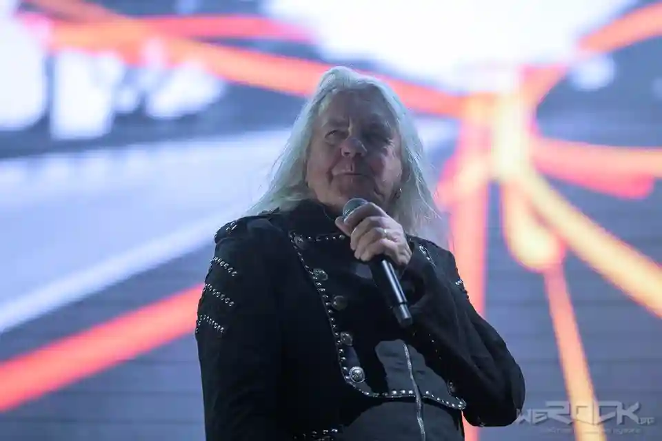 Saxon lansează videoclipul piesei „Medusa”