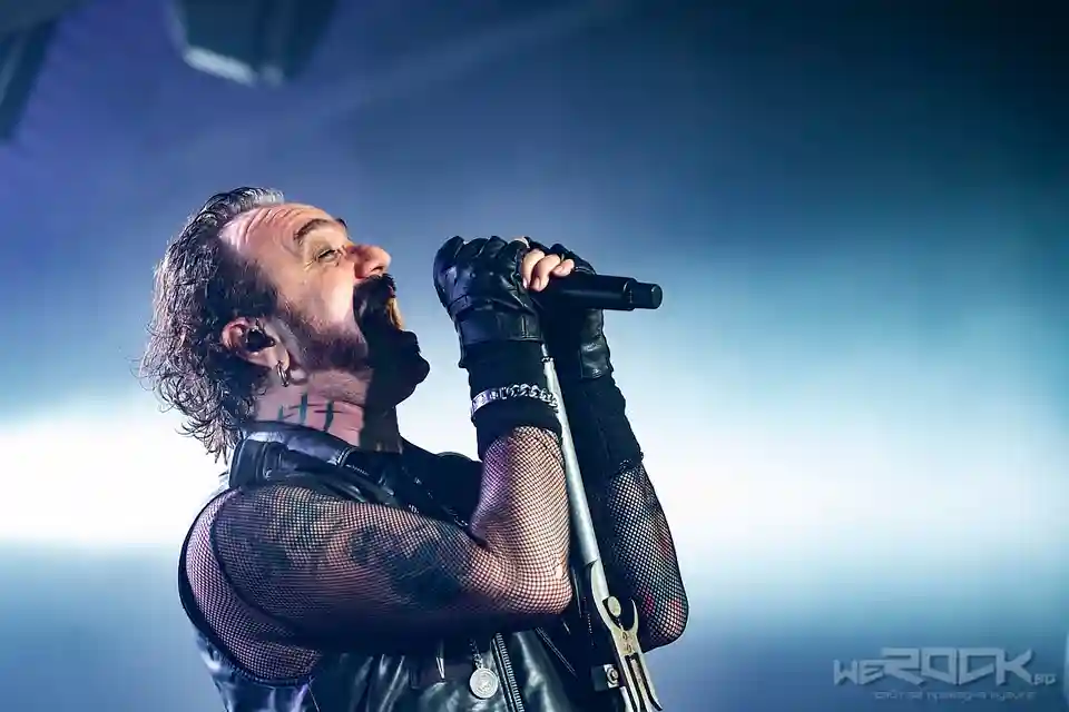 Moonspell vor concerta în București în cadrul turneului God Is a Vampire Tour 2027