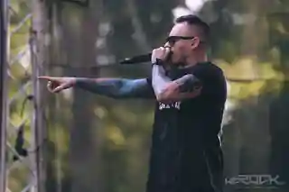 Trupa 8 M/S lansează videoclipul piesei „Dead Eyes”