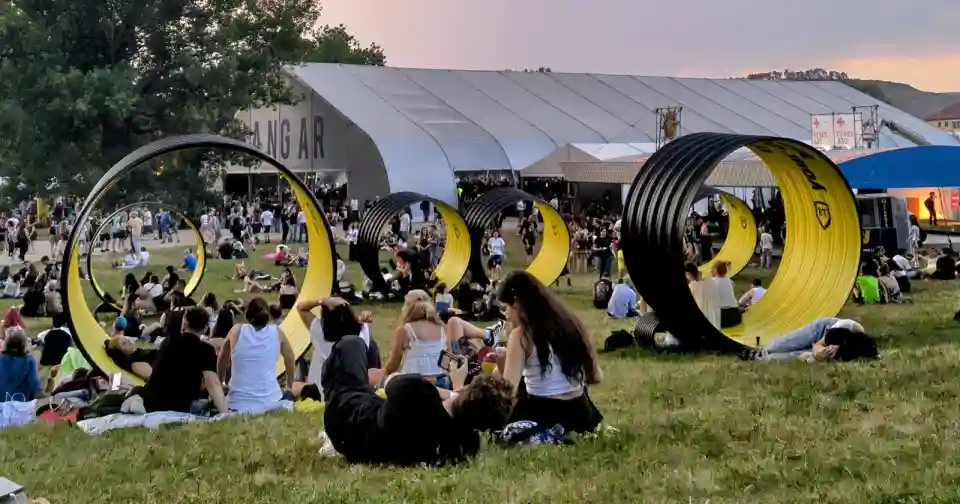 Experiența de a merge solo la festivalul Electric Castle